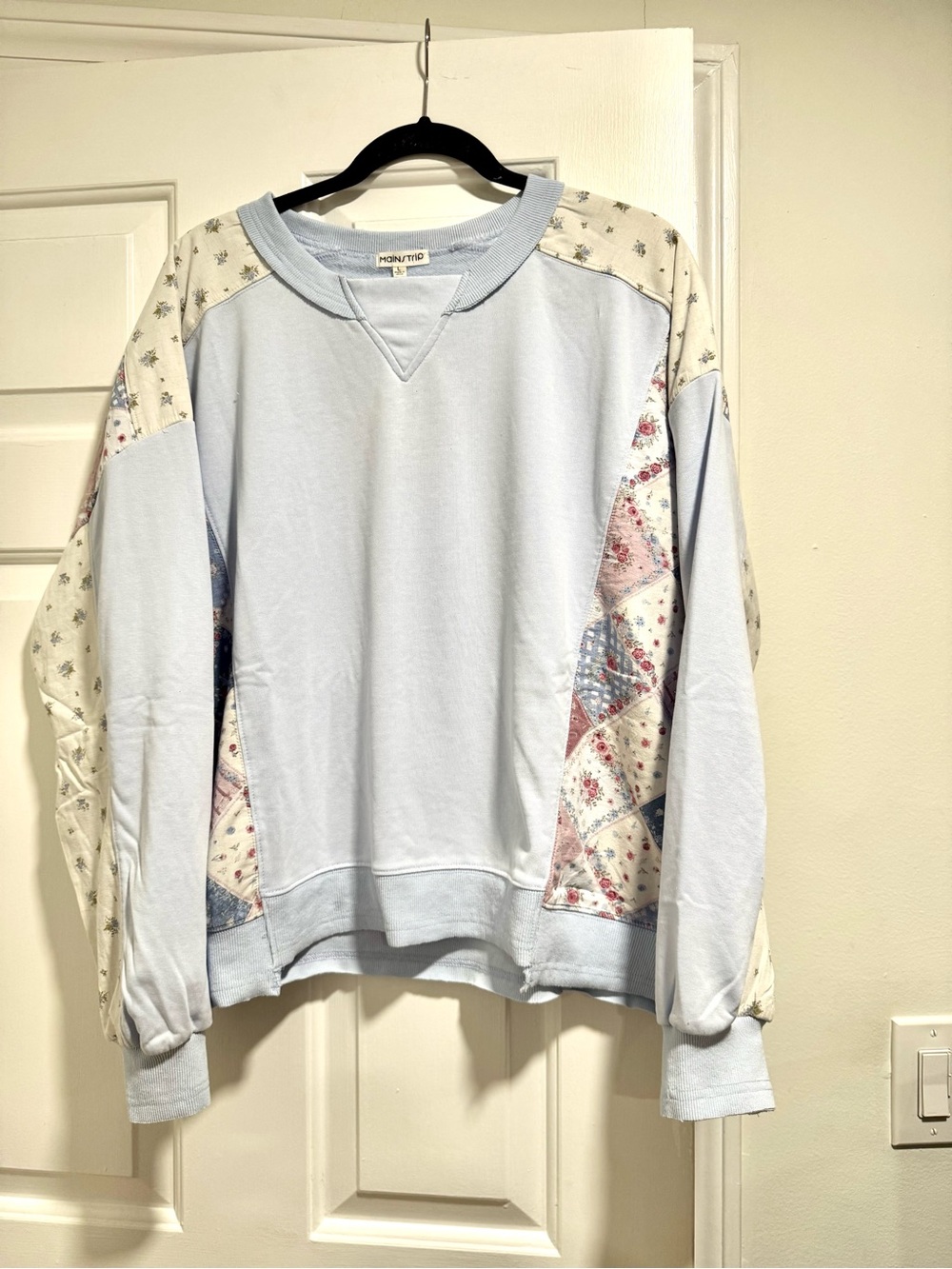 NWT Main Strip Light Blue Patchwork Sweatshirt